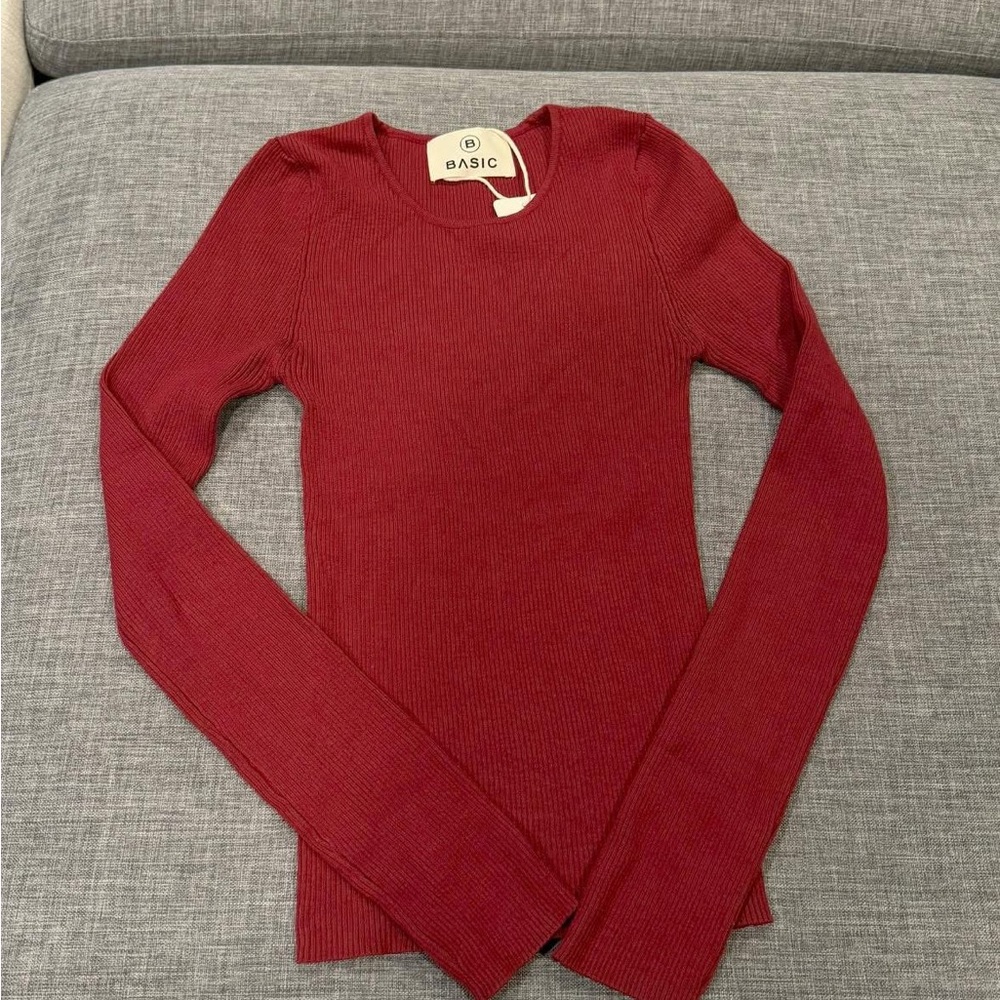 Women's Red Long Sleeve Top